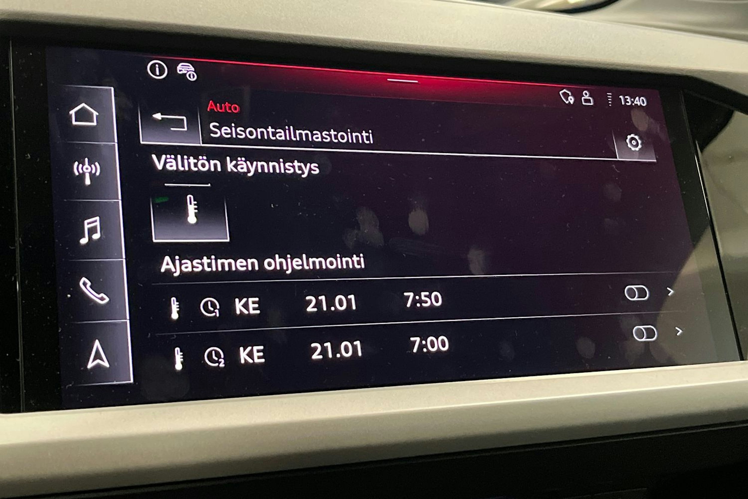 Musta Audi Q4 e-tron 2023 kuva 25.