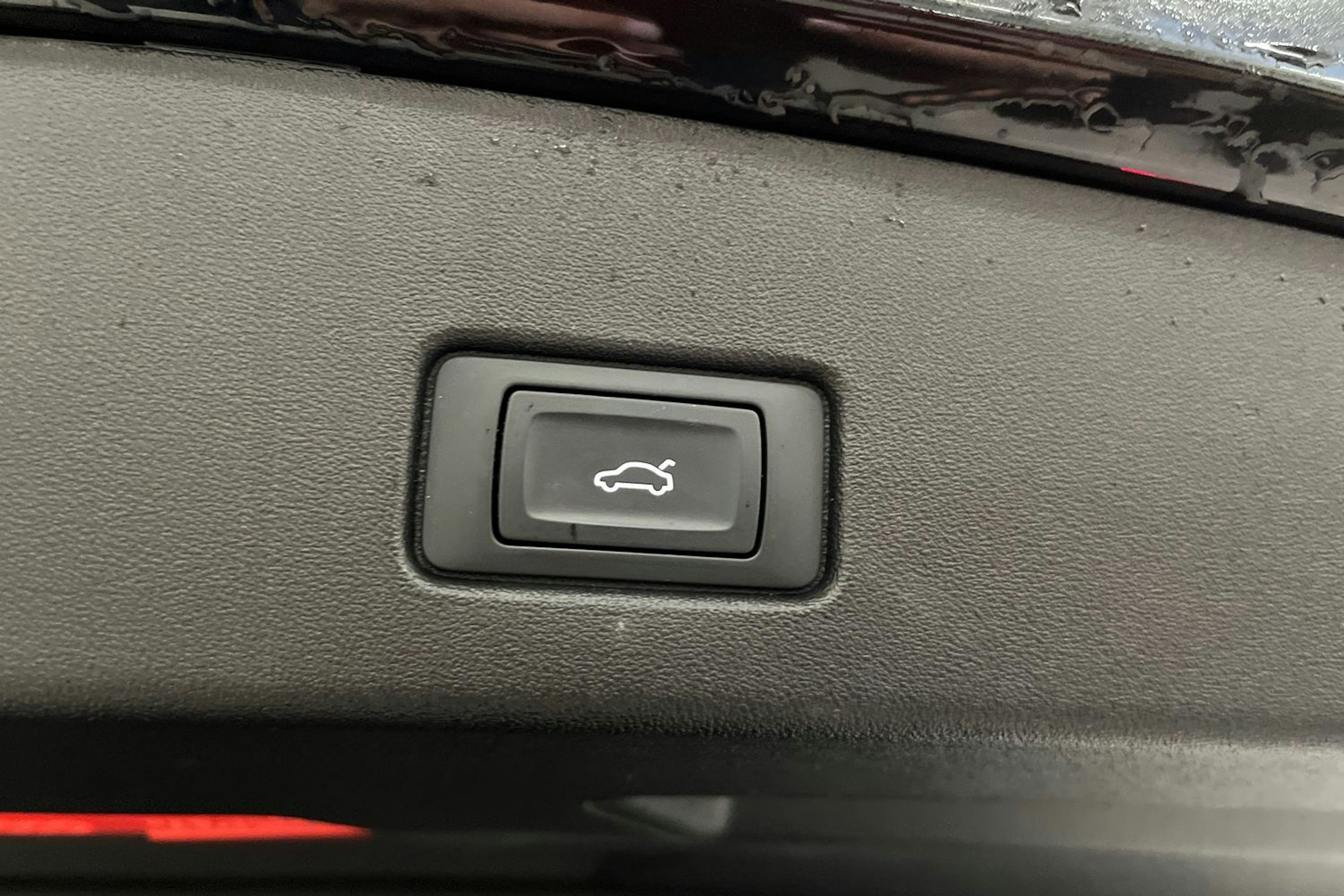 Musta Audi Q4 e-tron 2023 kuva 29.