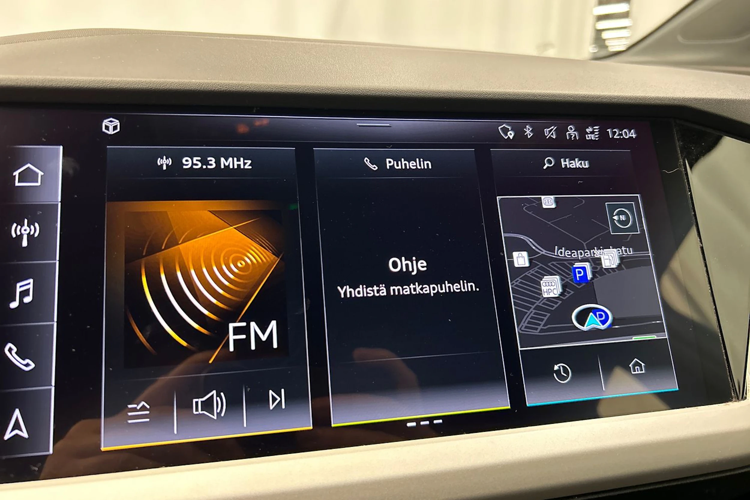 harmaa Audi Q4 e-tron 2023 kuva 23.