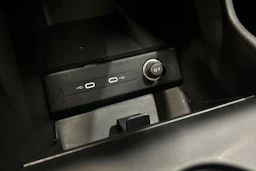 harmaa Audi Q4 e-tron 2023 kuva 28.