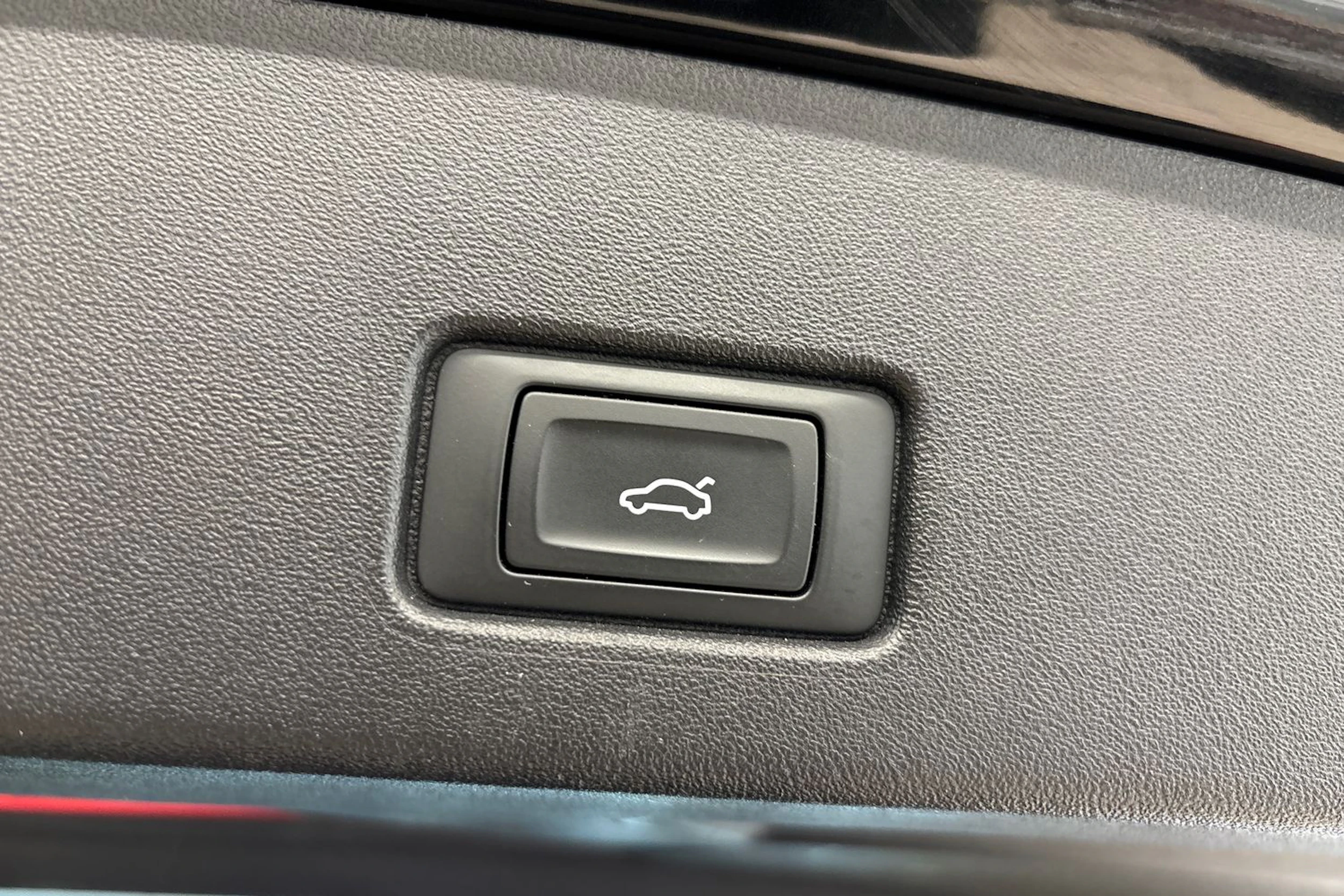 musta Audi Q4 e-tron 2023 kuva 15.