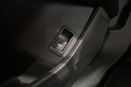 musta Audi Q4 e-tron 2023 kuva 19.