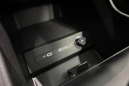musta Audi Q4 e-tron 2023 kuva 24.