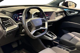 met. vihreä Audi Q4 e-tron 2023 kuva 3.