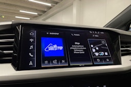 Harmaa Audi Q4 e-tron 2023 kuva 16.