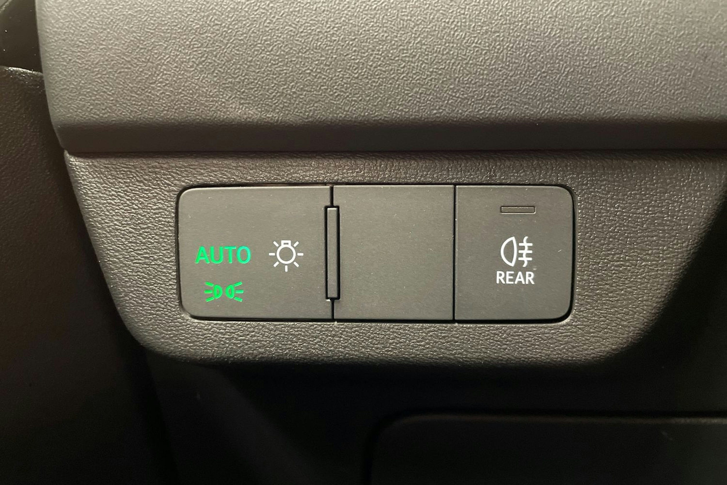 Harmaa Audi Q4 e-tron 2023 kuva 26.