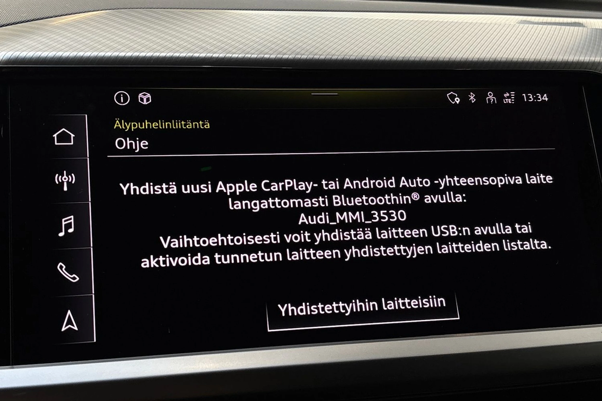 sininen Audi Q4 e-tron 2023 kuva 16.