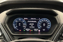 valkoinen Audi Q4 e-tron 2023 kuva 15.