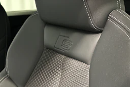 valkoinen Audi Q4 e-tron 2023 kuva 30.