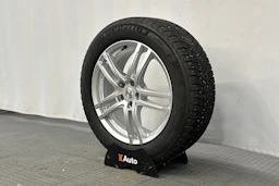 harmaa Audi Q4 e-tron 2023 kuva 13.
