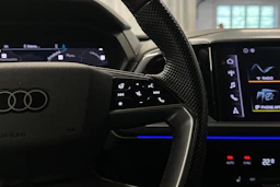 harmaa Audi Q4 e-tron 2023 kuva 21.