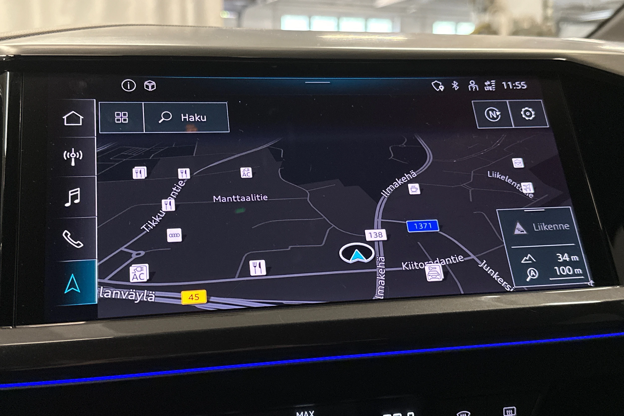 harmaa Audi Q4 e-tron 2023 kuva 25.
