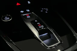 harmaa Audi Q4 e-tron 2023 kuva 33.