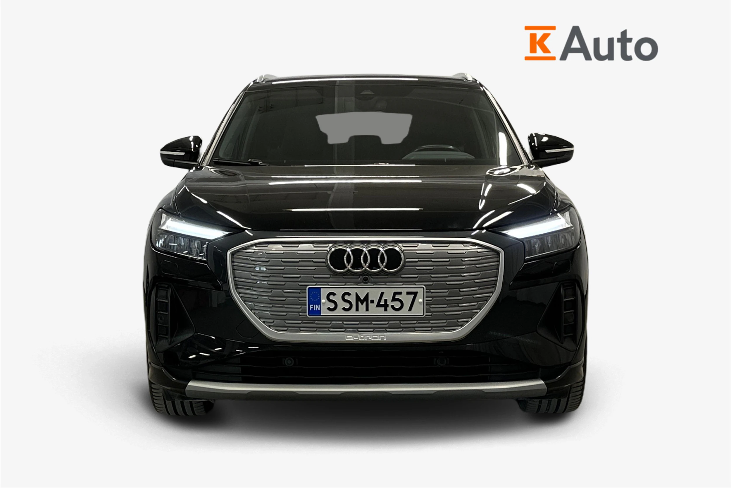 musta Audi Q4 e-tron 2023 kuva 5.