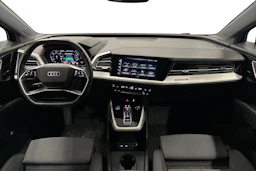 musta Audi Q4 e-tron 2023 kuva 9.