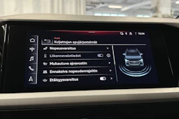 musta Audi Q4 e-tron 2023 kuva 26.
