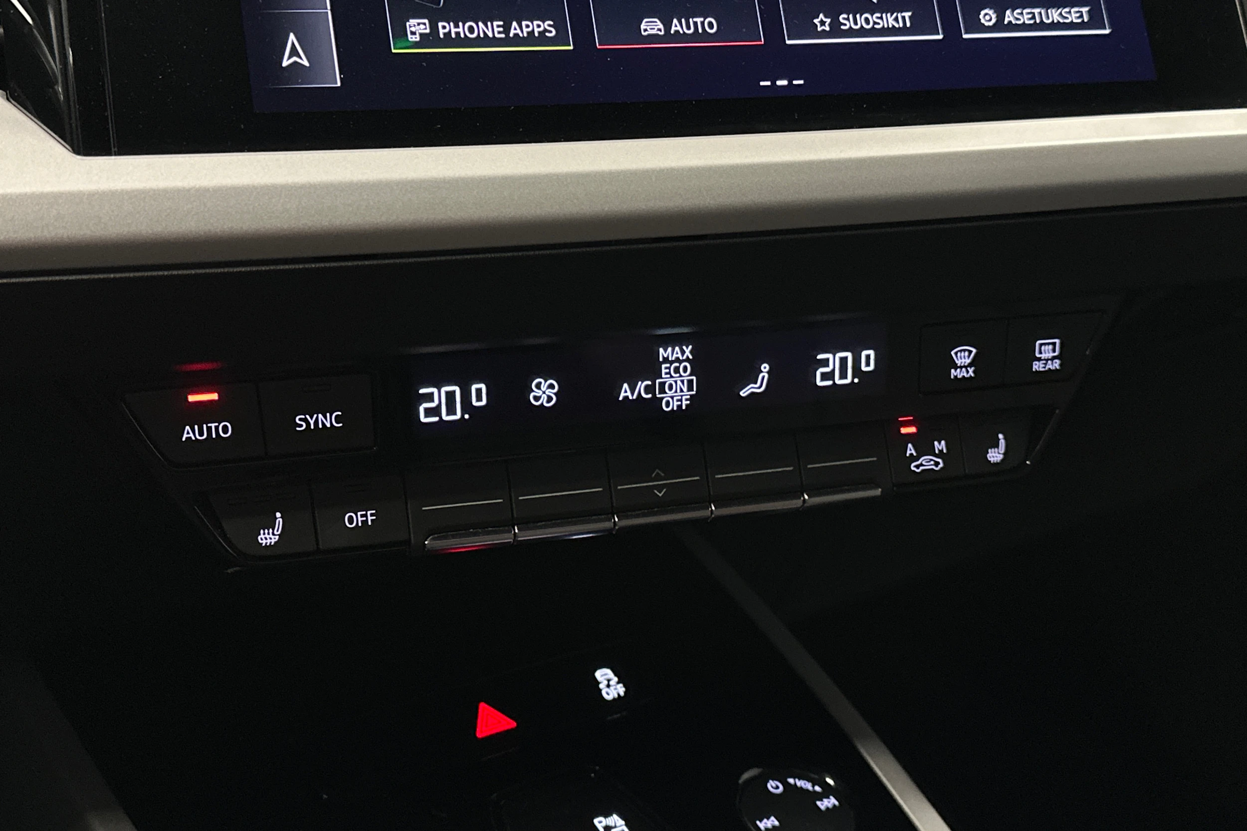 musta Audi Q4 e-tron 2023 kuva 29.