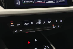 musta Audi Q4 e-tron 2023 kuva 29.