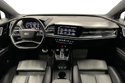 harmaa Audi Q4 e-tron 2023 kuva 7.