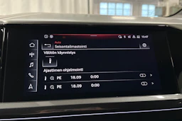 harmaa Audi Q4 e-tron 2023 kuva 22.
