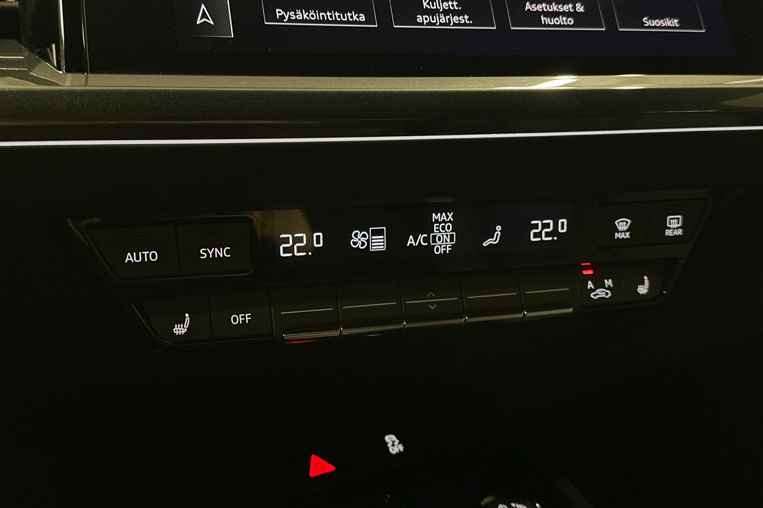 harmaa Audi Q4 e-tron 2023 kuva 26.