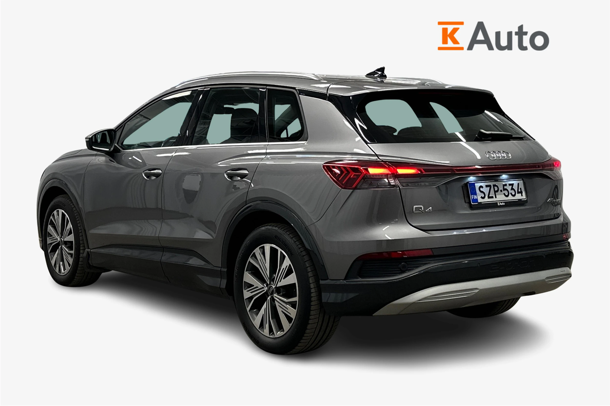 harmaa Audi Q4 e-tron 2023 kuva 2.