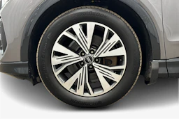 harmaa Audi Q4 e-tron 2023 kuva 9.