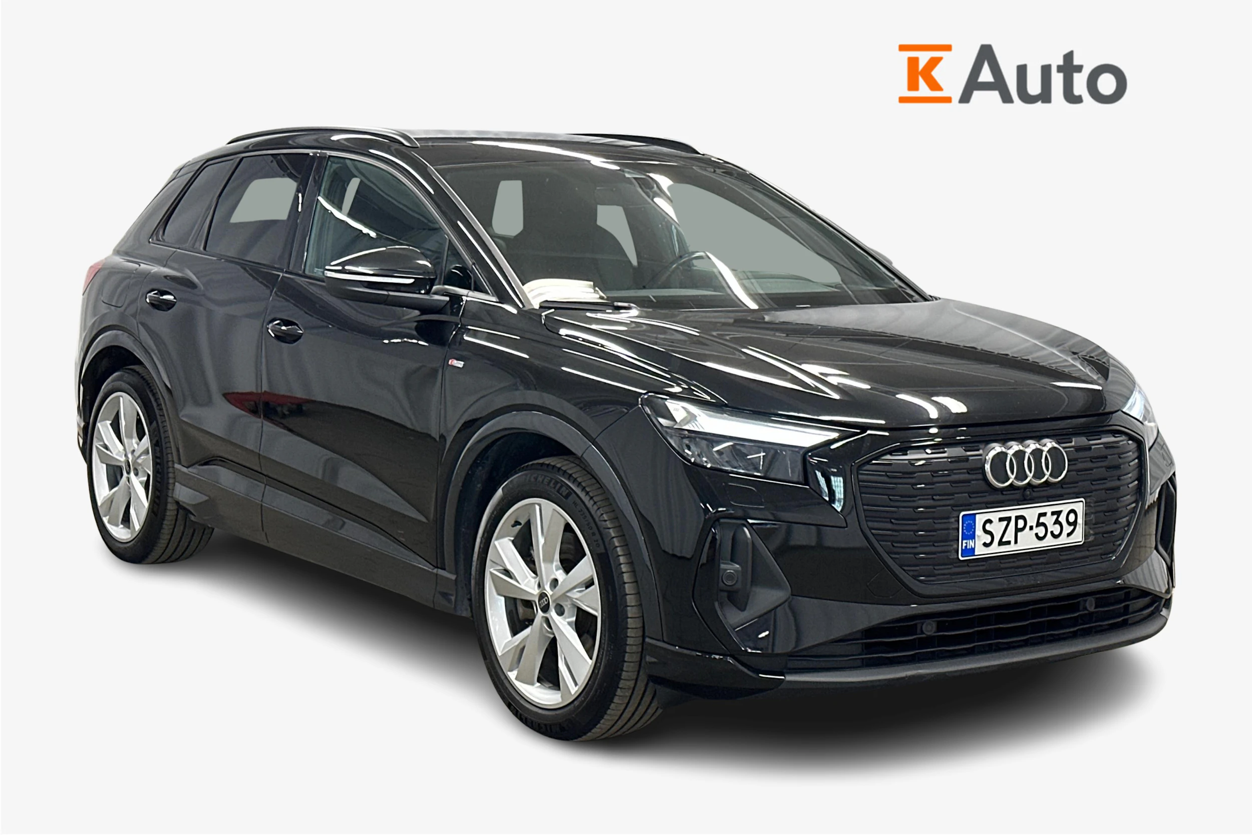 musta Audi Q4 e-tron 2023 kuva 1.