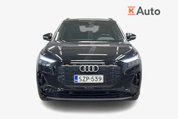 musta Audi Q4 e-tron 2023 kuva 4.