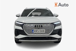 valkoinen Audi Q4 e-tron 2023 kuva 5.