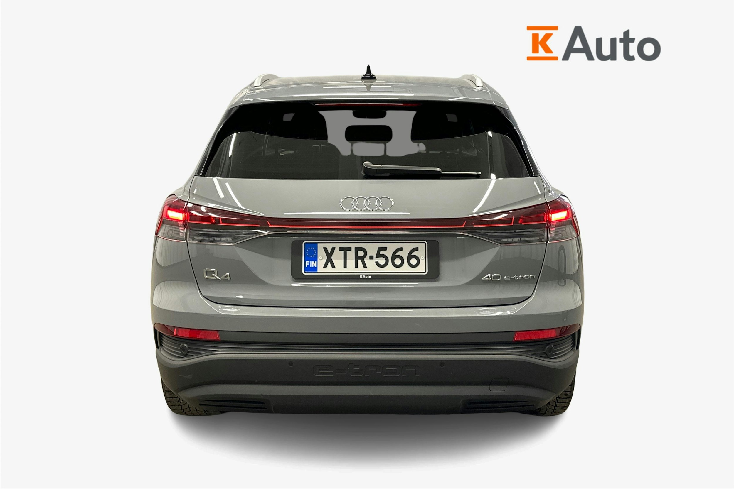 harmaa Audi Q4 e-tron 2023 kuva 3.