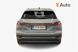 harmaa Audi Q4 e-tron 2023 kuva 3.