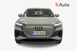 harmaa Audi Q4 e-tron 2023 kuva 5.