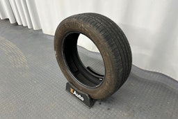 harmaa Audi Q4 e-tron 2023 kuva 13.