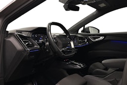 harmaa Audi Q4 e-tron 2023 kuva 6.