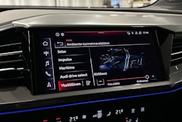 harmaa Audi Q4 e-tron 2023 kuva 19.