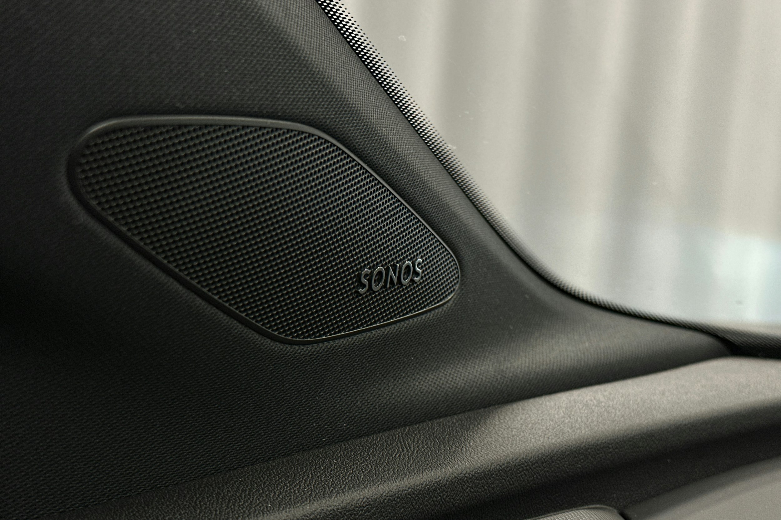 harmaa Audi Q4 e-tron 2023 kuva 24.