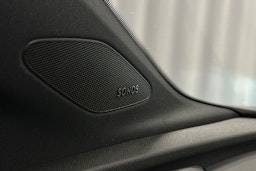 harmaa Audi Q4 e-tron 2023 kuva 24.