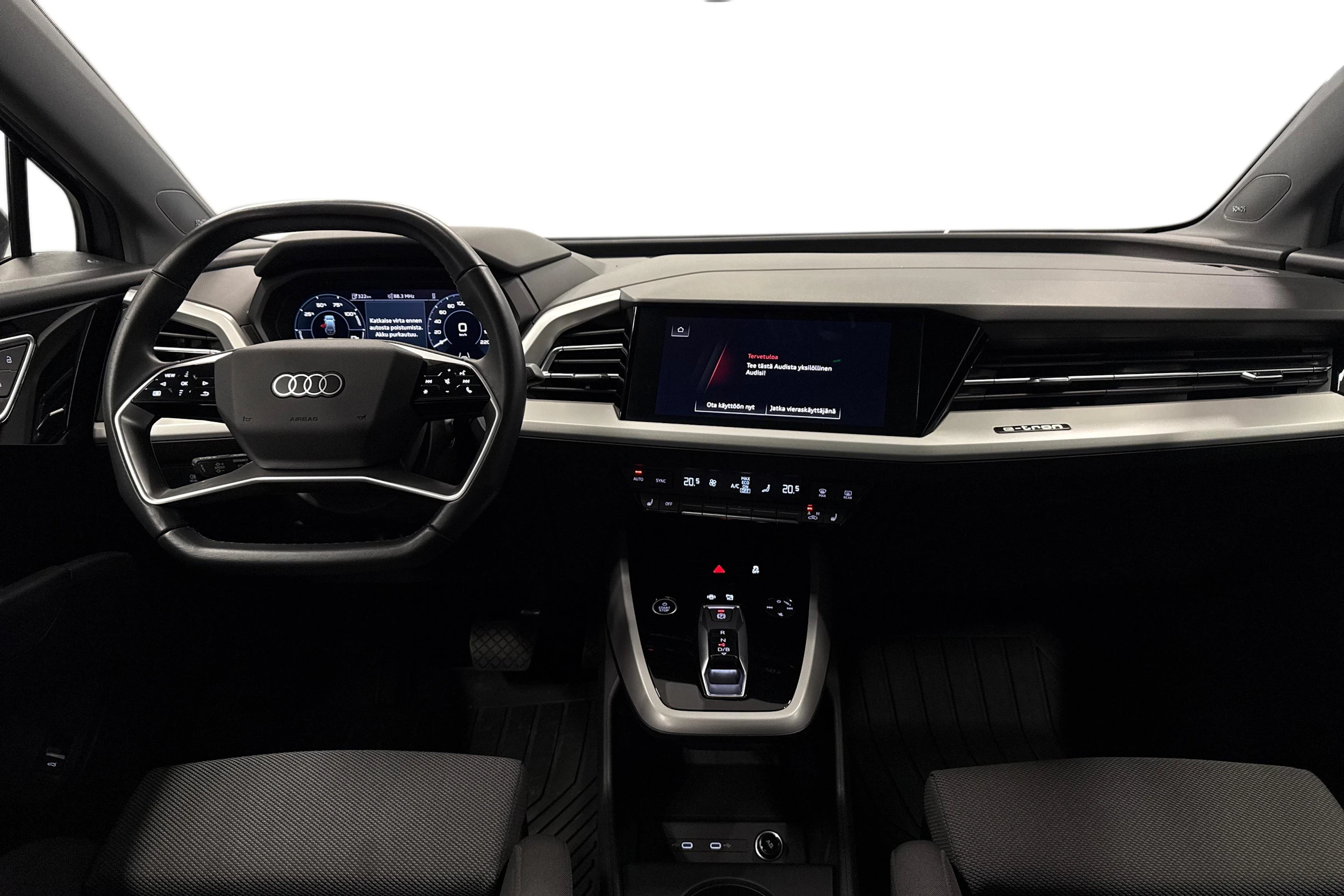 harmaa Audi Q4 e-tron 2023 kuva 7.