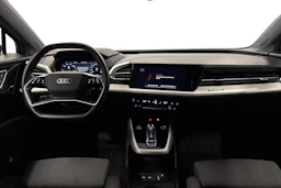 harmaa Audi Q4 e-tron 2023 kuva 7.