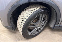 harmaa Audi Q4 e-tron 2023 kuva 11.