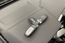 harmaa Audi Q4 e-tron 2023 kuva 28.