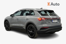 harmaa Audi Q4 e-tron 2023 kuva 2.