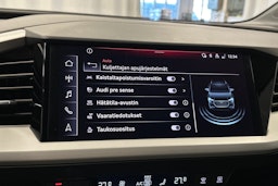 harmaa Audi Q4 e-tron 2023 kuva 27.