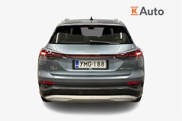 sininen Audi Q4 e-tron 2023 kuva 3.