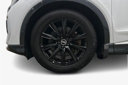 valkoinen Audi Q4 e-tron 2023 kuva 11.