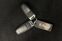 valkoinen Audi Q4 e-tron 2023 kuva 29.