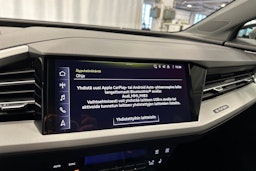 harmaa Audi Q4 e-tron 2023 kuva 20.