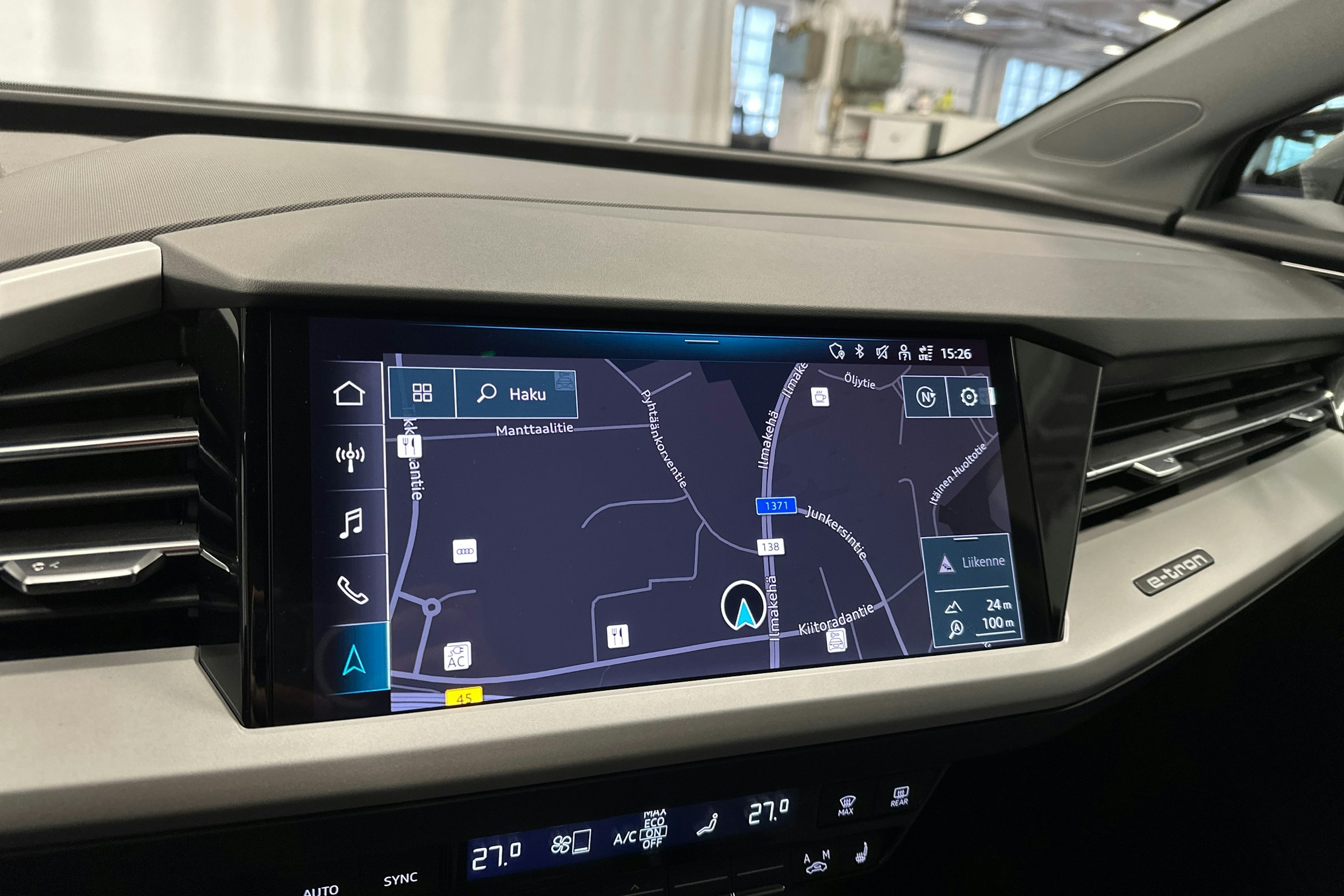 harmaa Audi Q4 e-tron 2023 kuva 25.