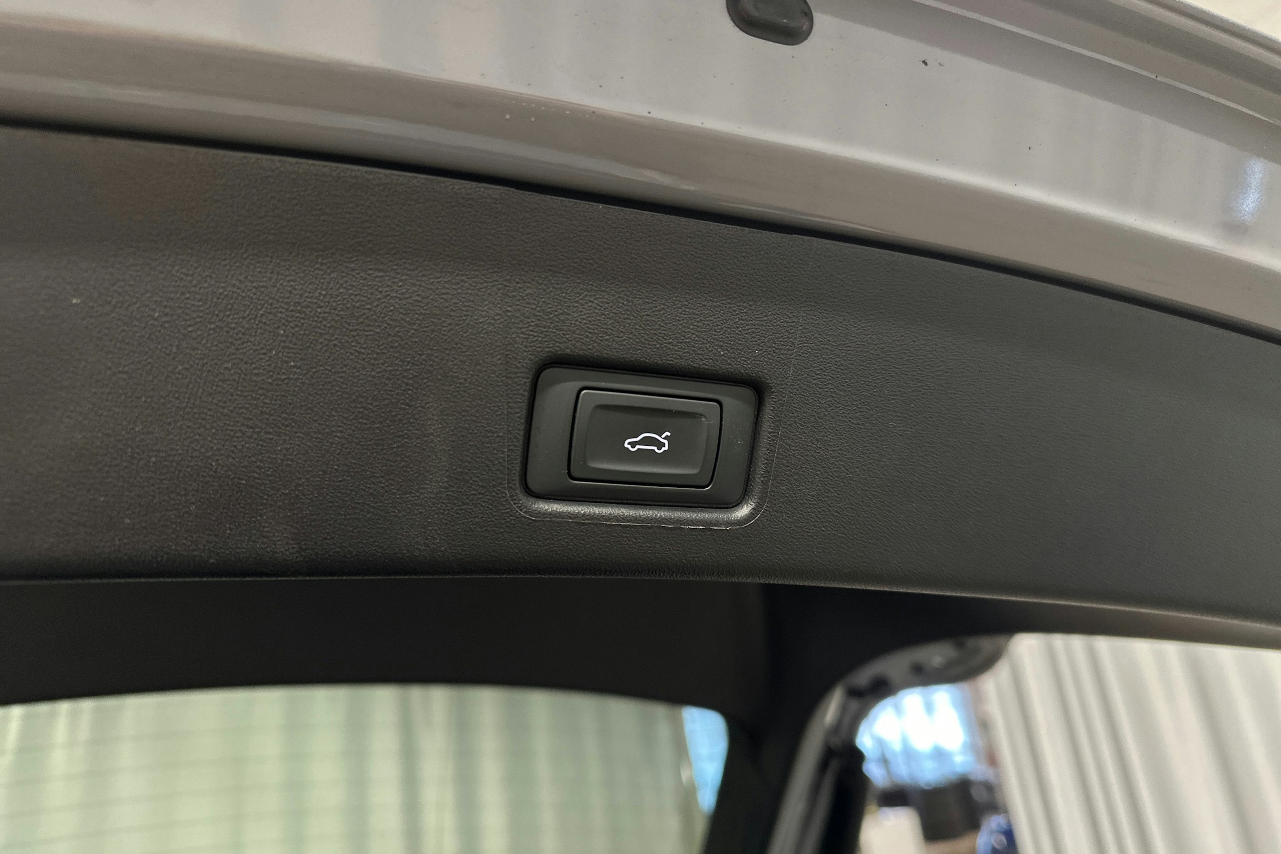 harmaa Audi Q4 e-tron 2023 kuva 29.